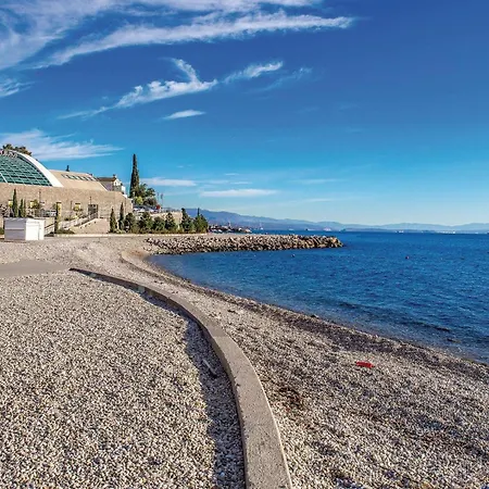 Stunning In With Kitchen * Rijeka