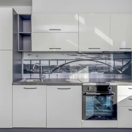 Apartment Stunning In With Kitchen Rijeka